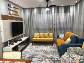 Apartamento Com Piscina Aquecida LINDO No Centro